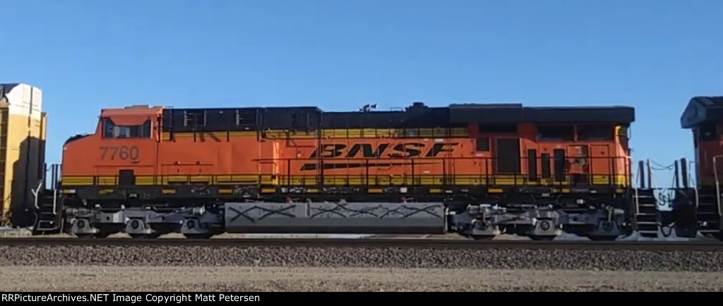 BNSF 7760